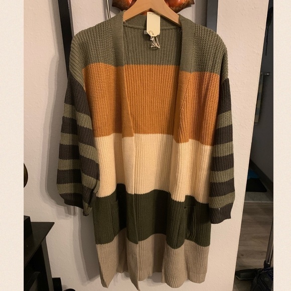 So Pretty! Oversized Knit Striped Cardigan - Picture 7 of 13